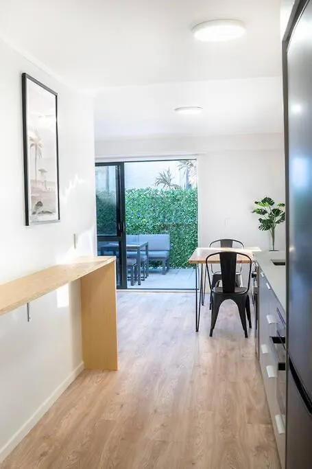 The Downtown - A Mount Maunganui Apartment